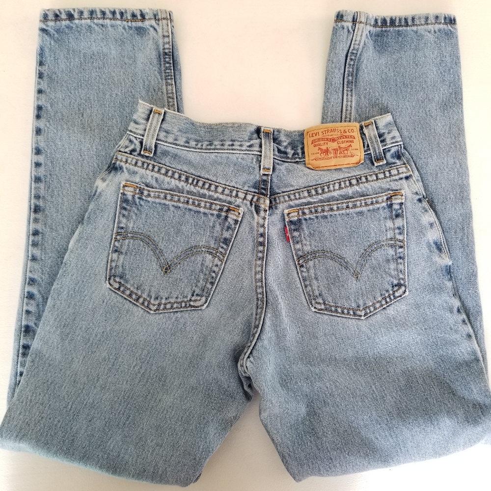 Levi's 550 Relaxed Tappered Leg Mid-rise Non-stretch Jean